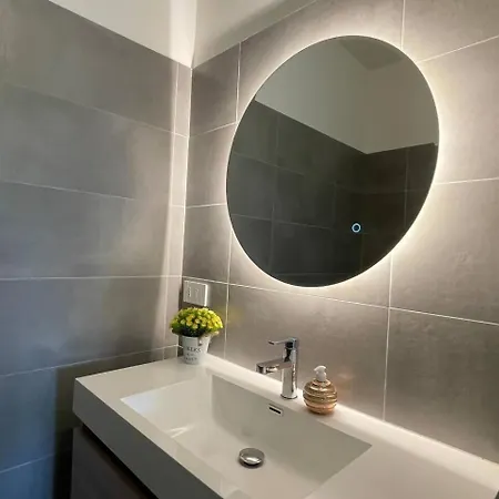 Lägenhet Davide Host | Da Giulietta, 20 Min To Duomo